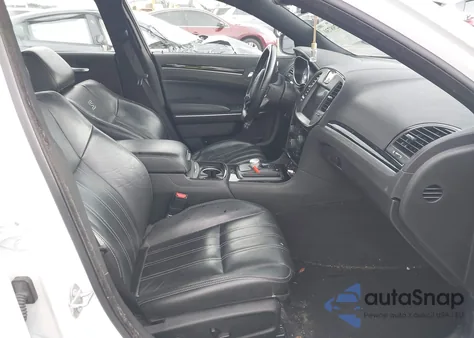 2021 Chrysler 300 300S из США, поврежденный, VIN 2C3CCABG8MH554560